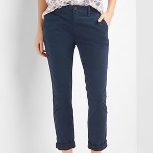 Gap Girlfriend Chino Navy size 6